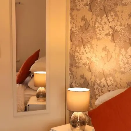 Apartment Beautiful With Free Parking And Wifi Leeds (West Yorkshire)