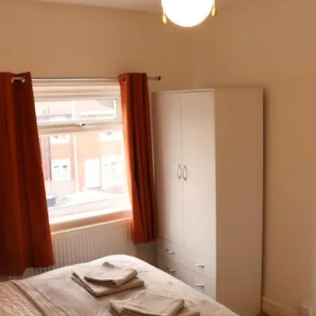 Apartment Beautiful With Free Parking And Wifi Leeds (West Yorkshire)