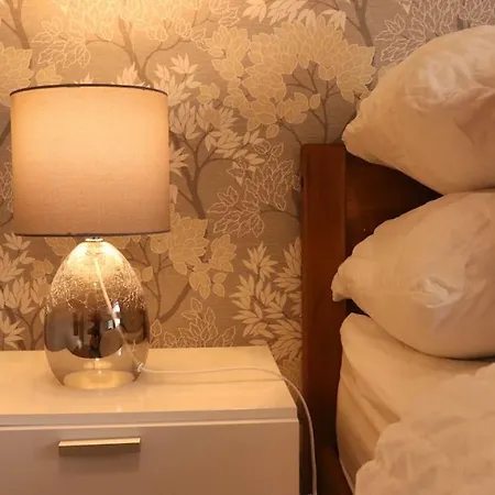 Beautiful With Free Parking And Wifi Appartamento Leeds (West Yorkshire)